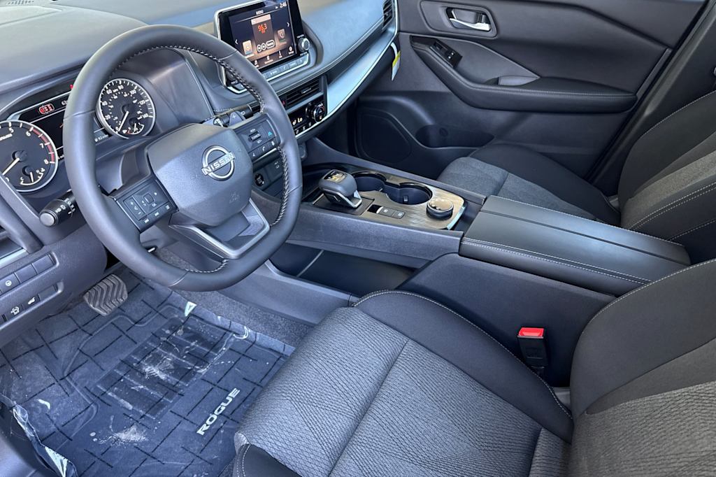 Thumbnail: 2026 Nissan Rogue - 9