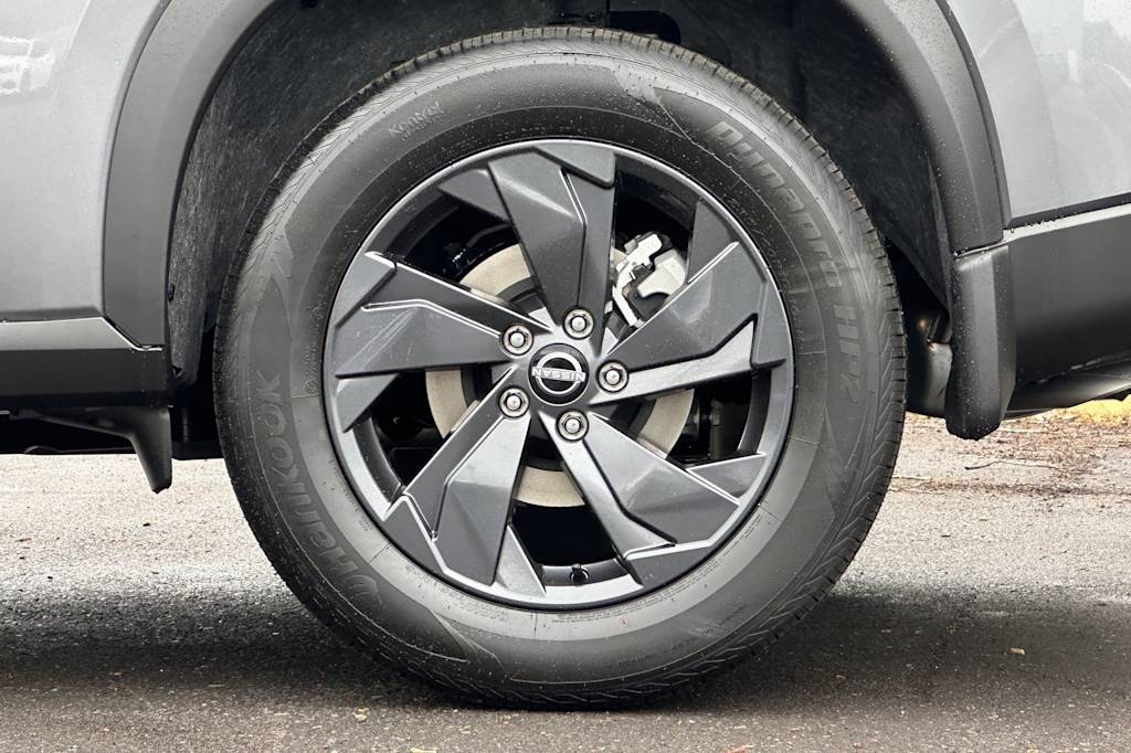Thumbnail: 2026 Nissan Rogue - 8