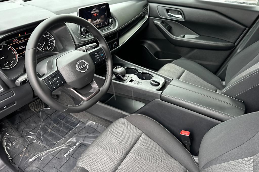 Thumbnail: 2026 Nissan Rogue - 9