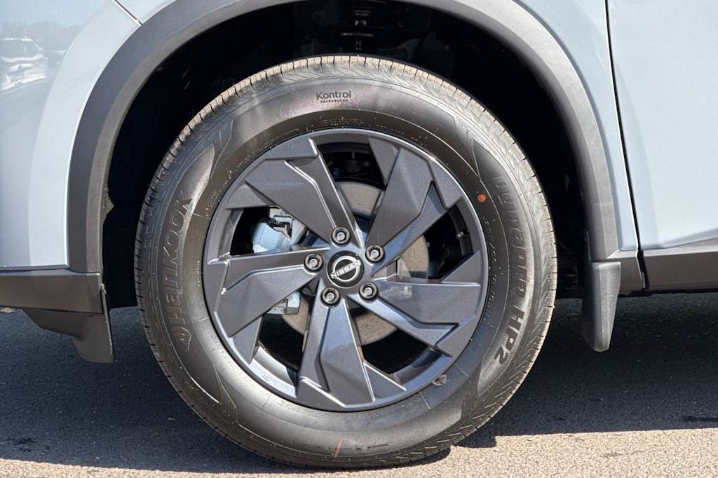 Thumbnail: 2026 Nissan Rogue - 8