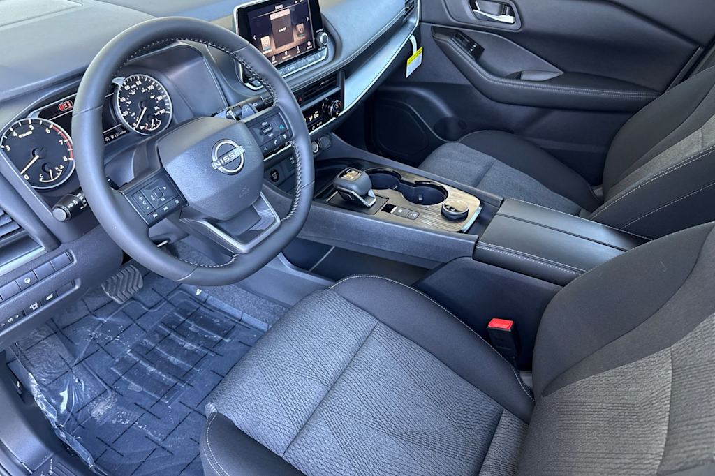 Thumbnail: 2026 Nissan Rogue - 10