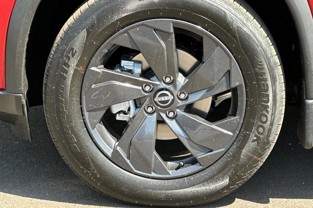 Thumbnail: 2026 Nissan Rogue - 7