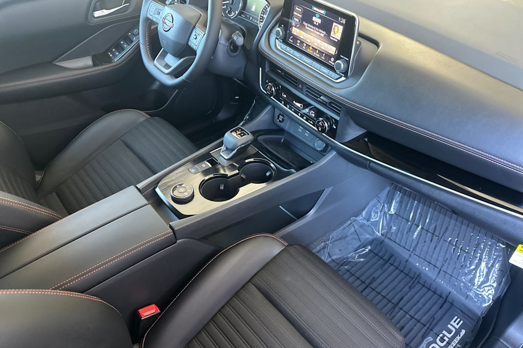 Thumbnail: 2026 Nissan Rogue - 12