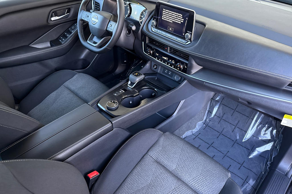 Thumbnail: 2026 Nissan Rogue - 10