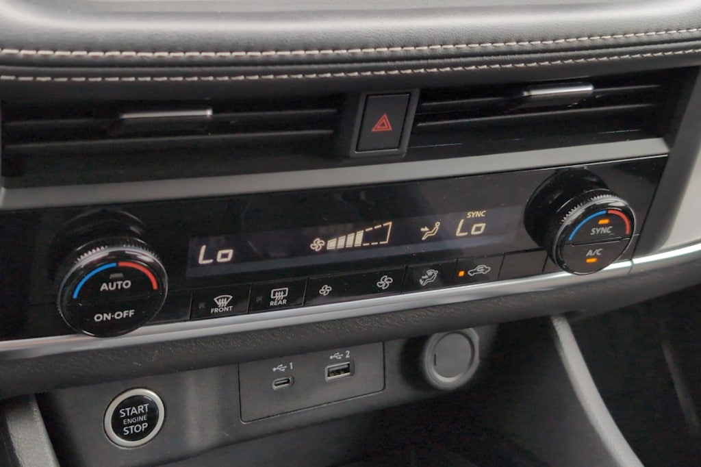 Thumbnail: 2023 Nissan Rogue - 24