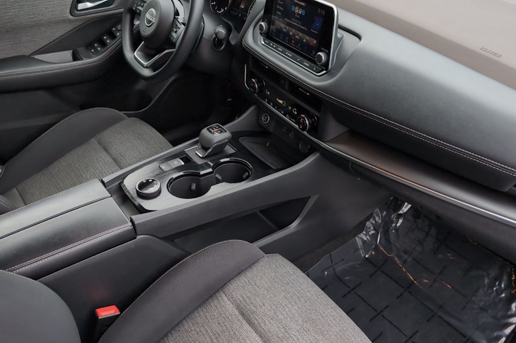 Thumbnail: 2023 Nissan Rogue - 12