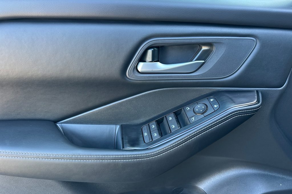 Thumbnail: 2026 Nissan Rogue - 21