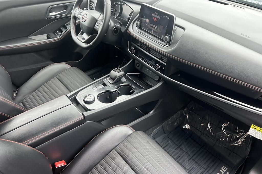 Thumbnail: 2026 Nissan Rogue - 12