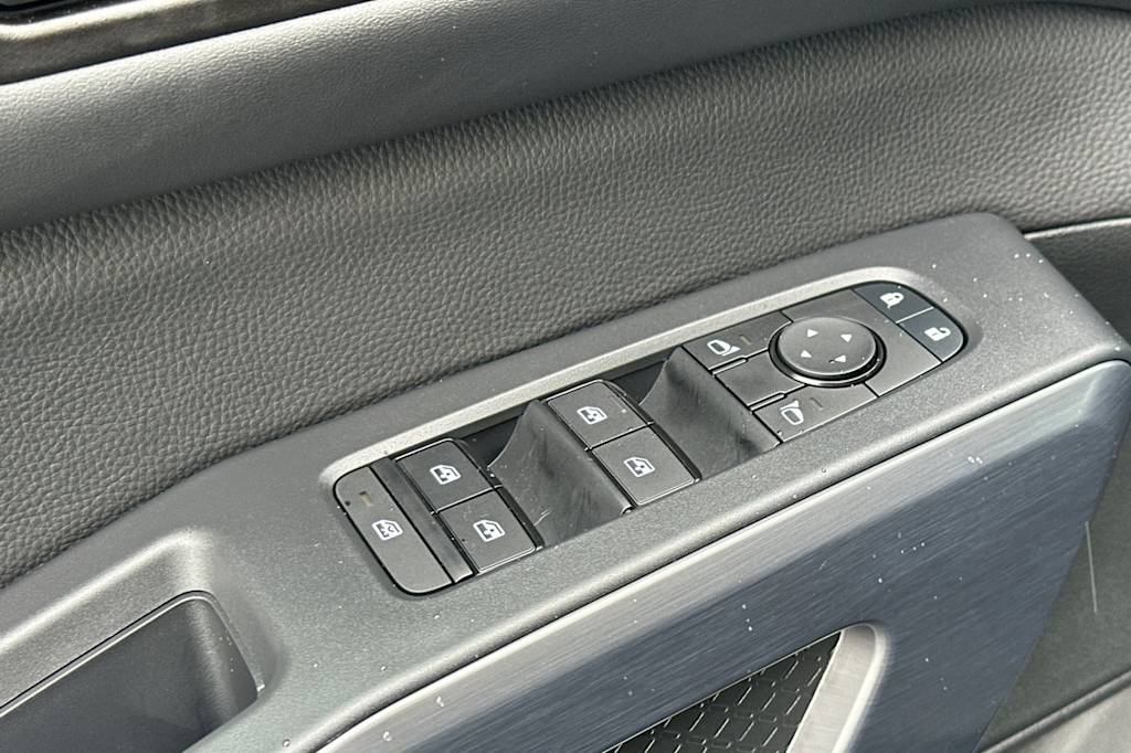 Thumbnail: 2026 Nissan Pathfinder - 22