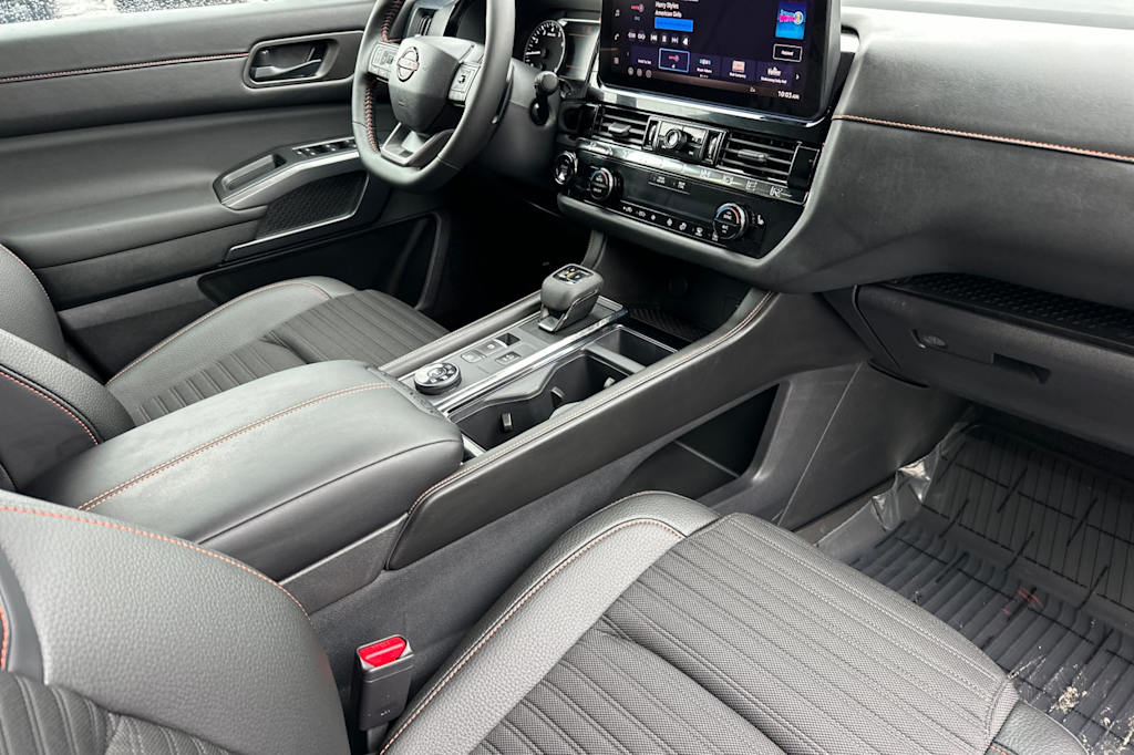 Thumbnail: 2026 Nissan Pathfinder - 13