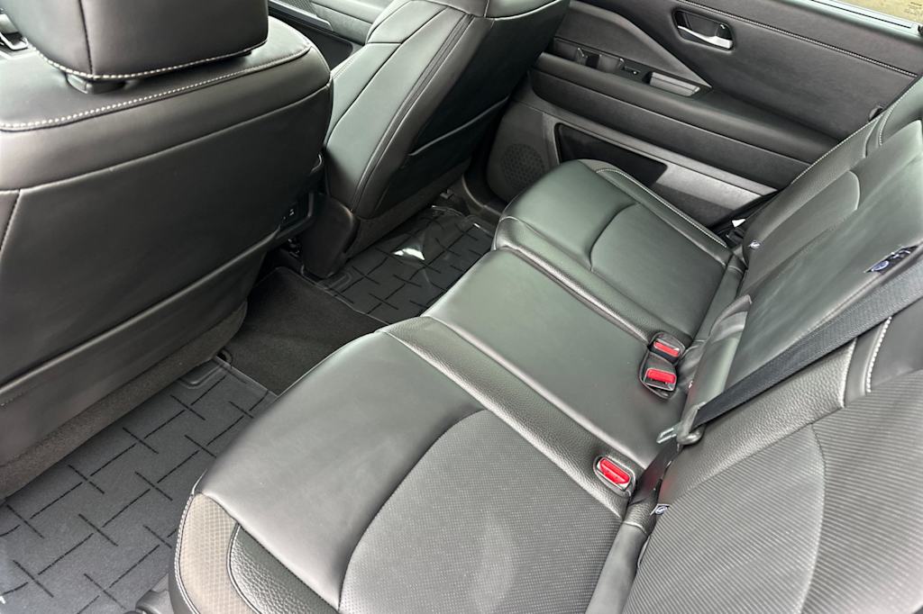 Thumbnail: 2026 Nissan Pathfinder - 10