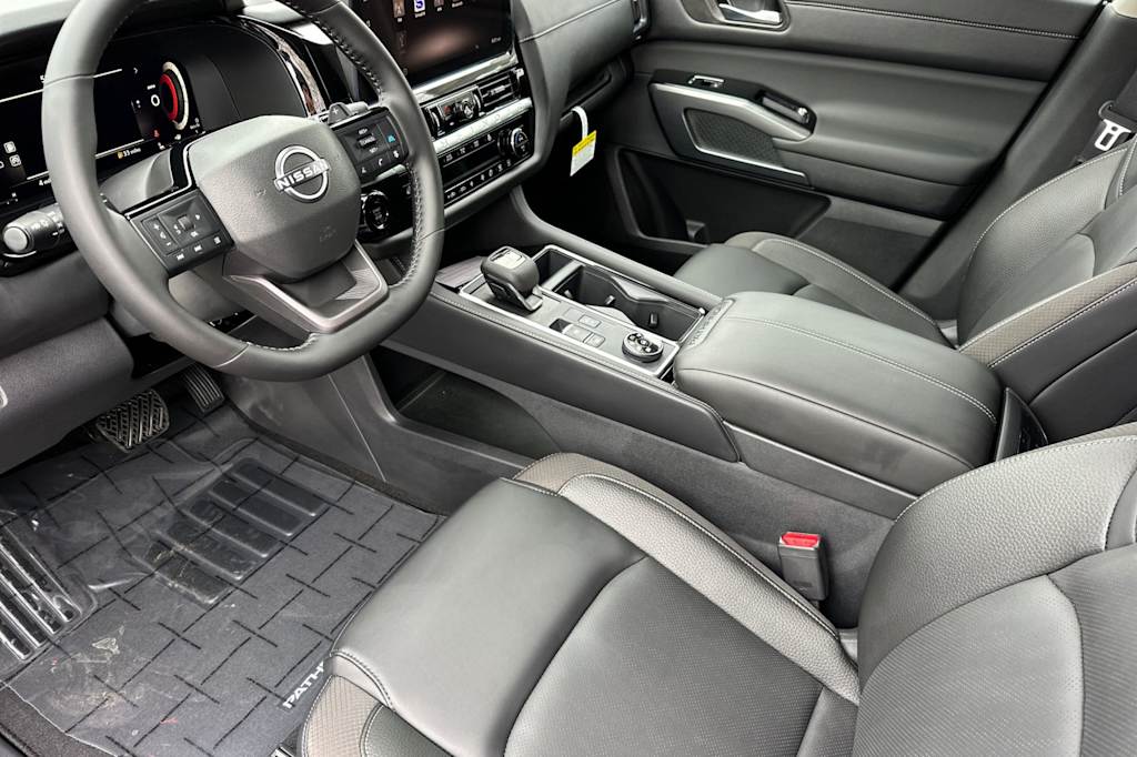 Thumbnail: 2026 Nissan Pathfinder - 8