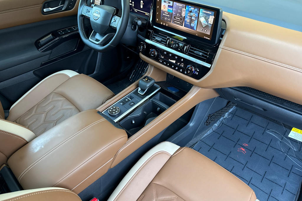 Thumbnail: 2026 Nissan Pathfinder - 12