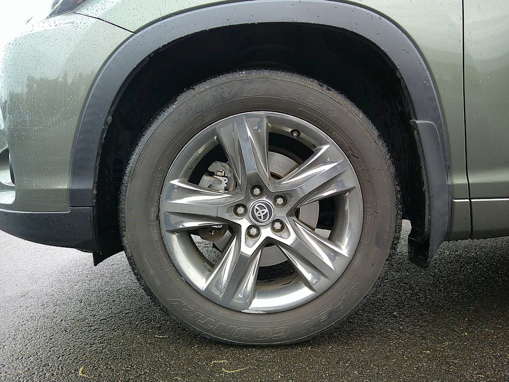 Thumbnail: 2017 Toyota Highlander - 6