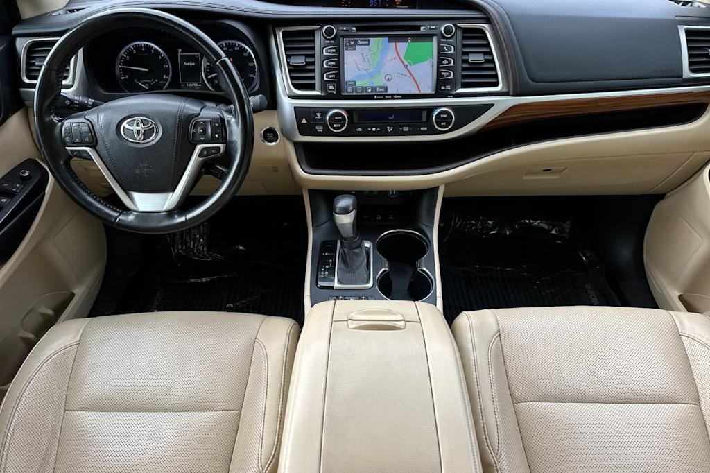 Thumbnail: 2017 Toyota Highlander - 2