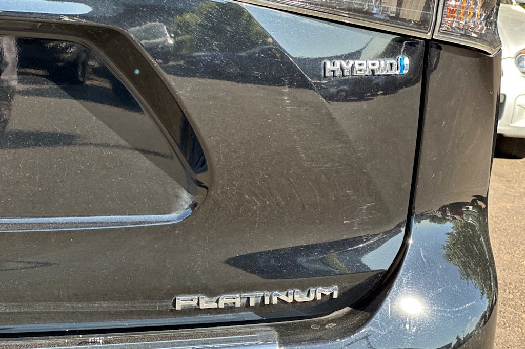 Thumbnail: 2022 Toyota Highlander - 7