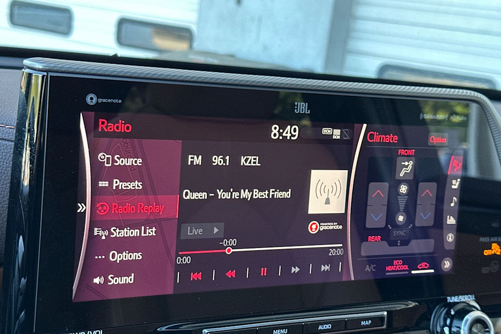 Thumbnail: 2022 Toyota Highlander - 13