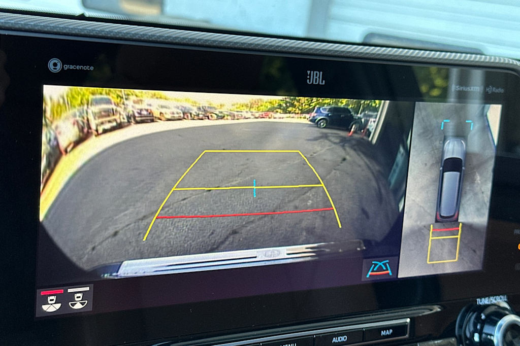 Thumbnail: 2022 Toyota Highlander - 26