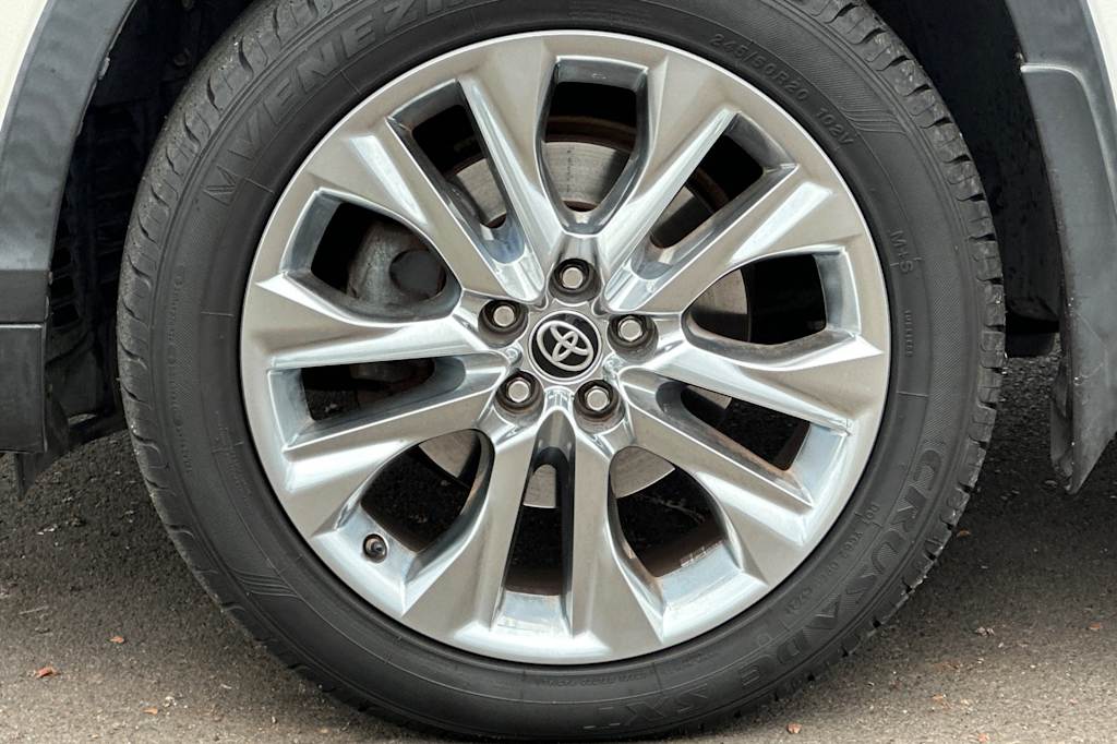 Thumbnail: 2015 Toyota Highlander - 8