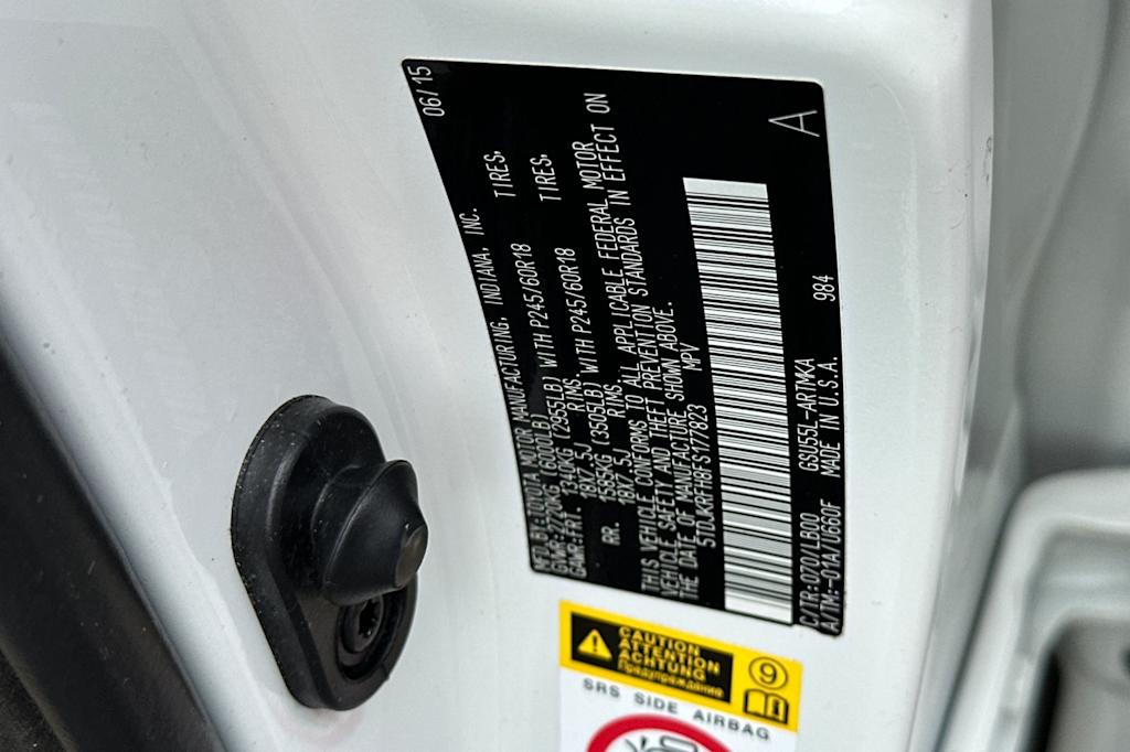 Thumbnail: 2015 Toyota Highlander - 17