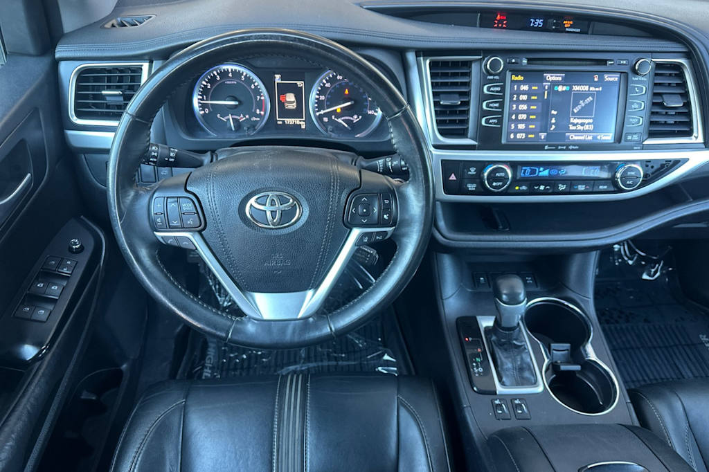 Thumbnail: 2018 Toyota Highlander - 9