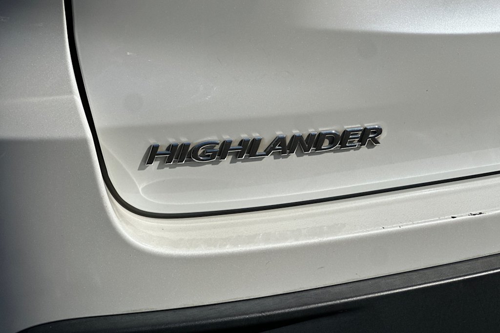 Thumbnail: 2018 Toyota Highlander - 7