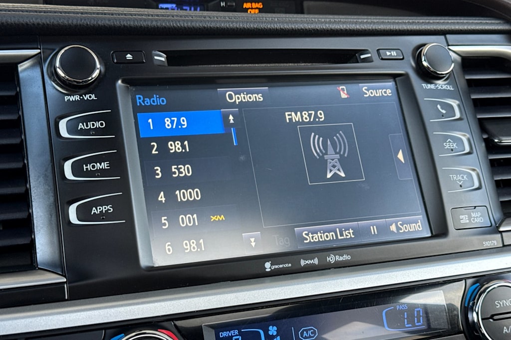 Thumbnail: 2017 Toyota Highlander - 13