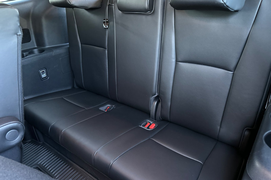 Thumbnail: 2023 Toyota Highlander - 11