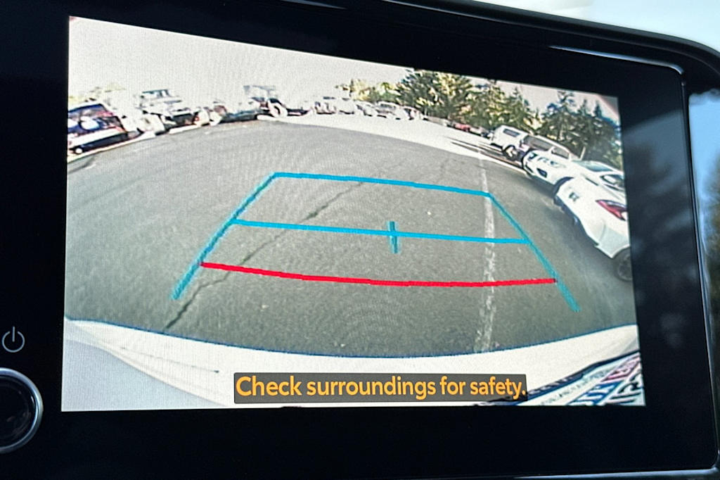 Thumbnail: 2023 Toyota Highlander - 25