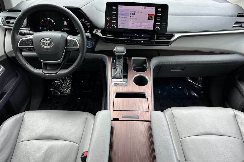 Thumbnail: 2022 Toyota Sienna - 2