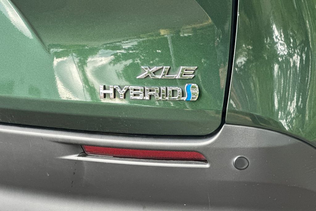 Thumbnail: 2022 Toyota Sienna - 7