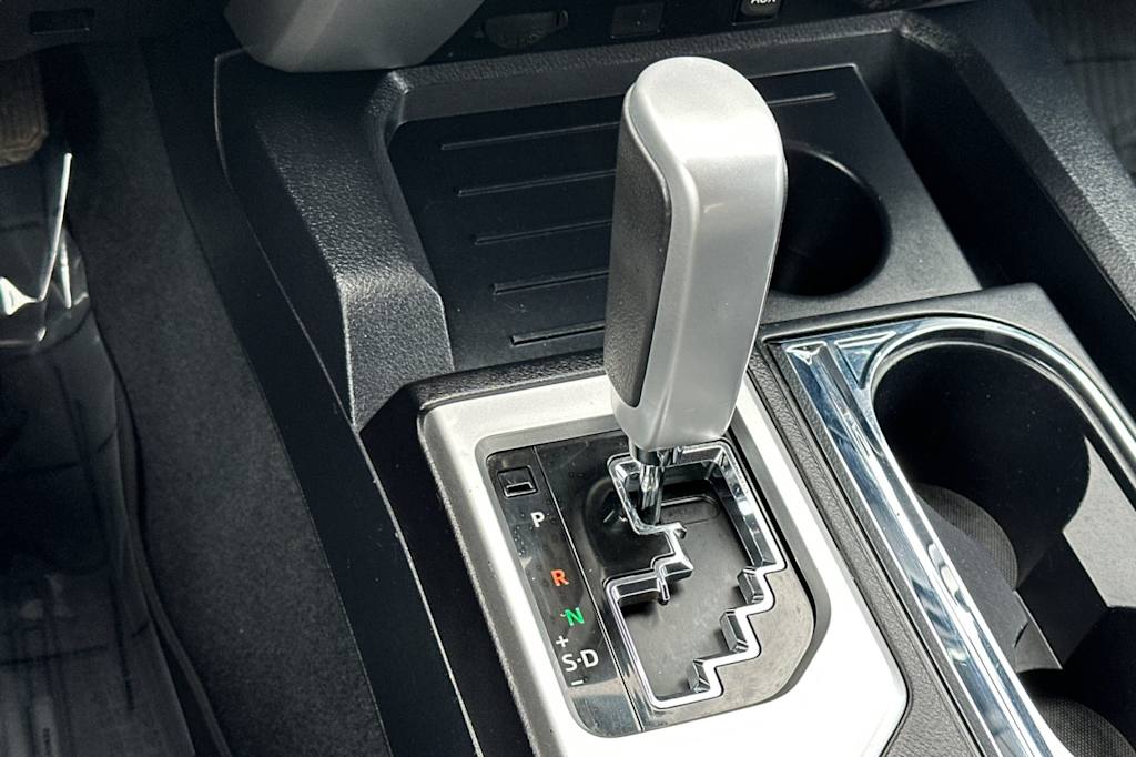 Thumbnail: 2019 Toyota Tundra - 14