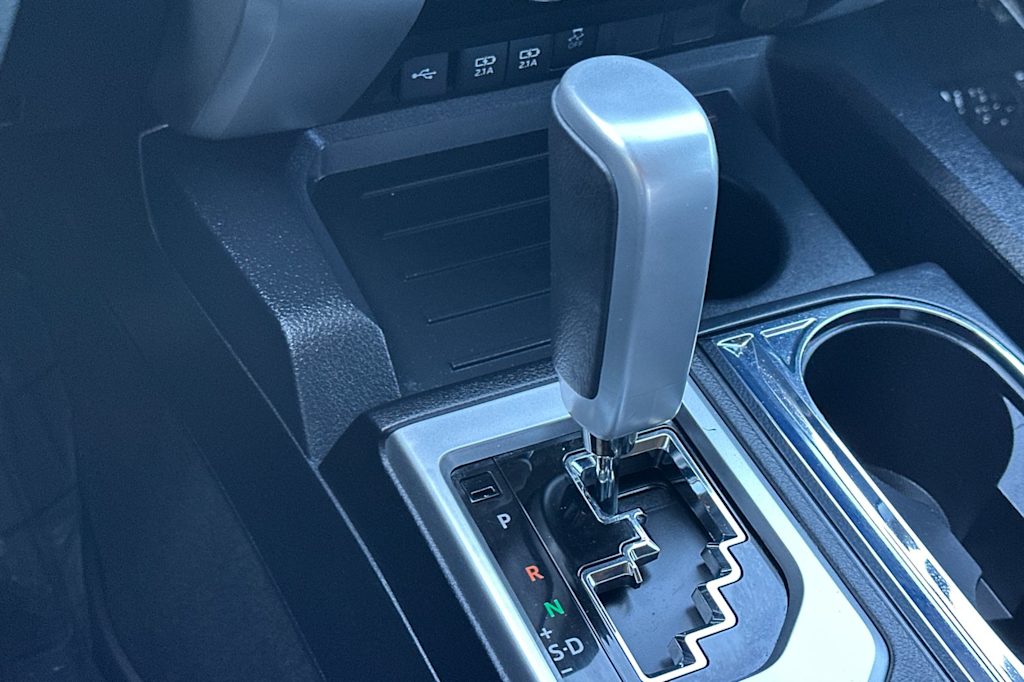 Thumbnail: 2020 Toyota Tundra - 16