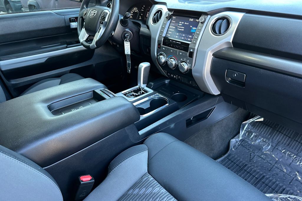 Thumbnail: 2020 Toyota Tundra - 13