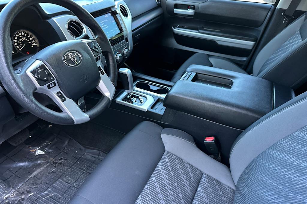 Thumbnail: 2020 Toyota Tundra - 10