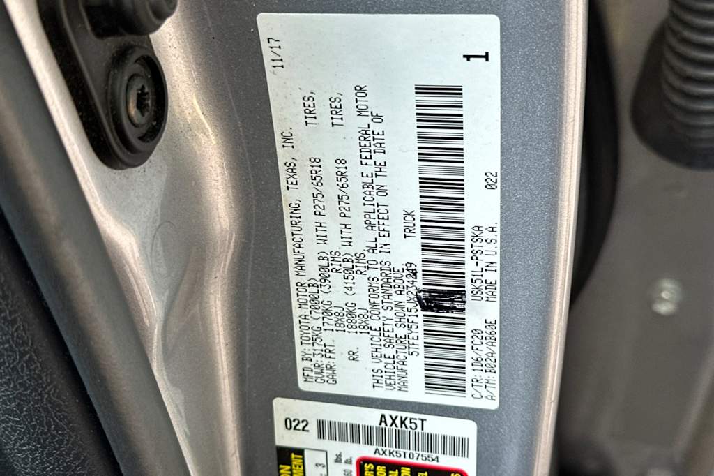 Thumbnail: 2018 Toyota Tundra - 17
