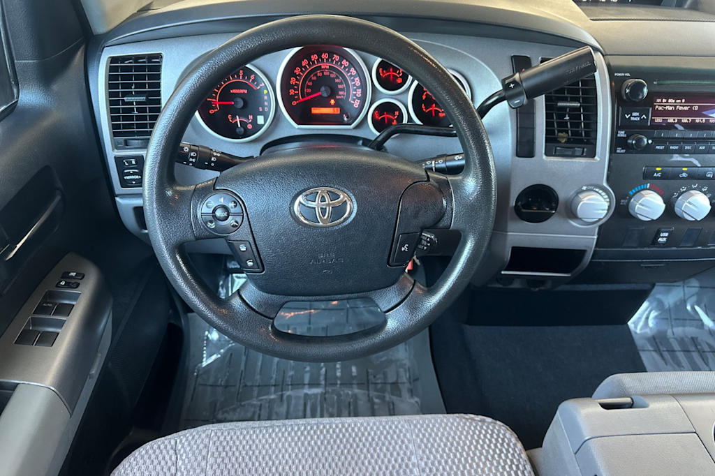 Thumbnail: 2013 Toyota Tundra - 11