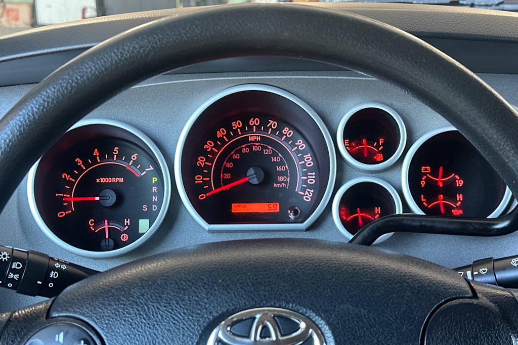 Thumbnail: 2013 Toyota Tundra - 14