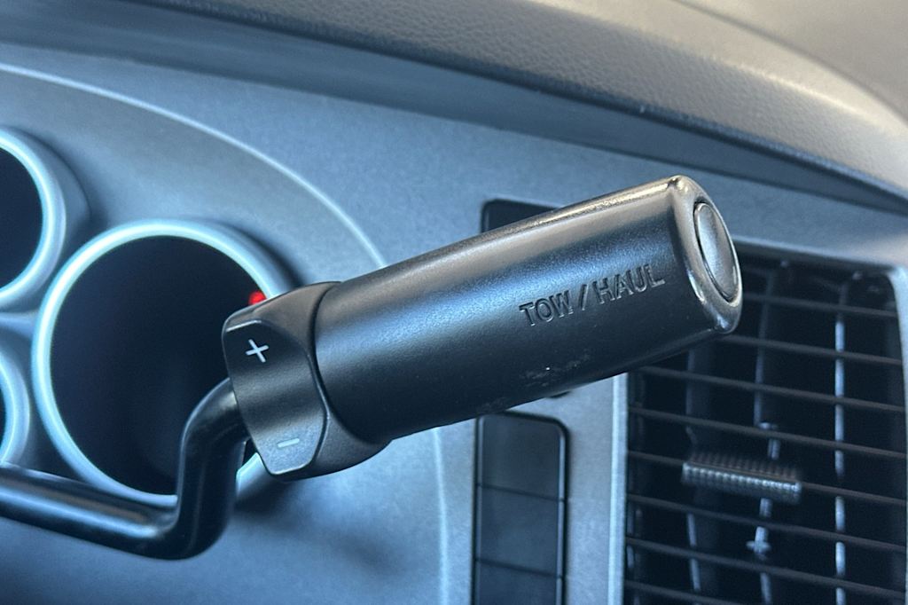Thumbnail: 2013 Toyota Tundra - 23