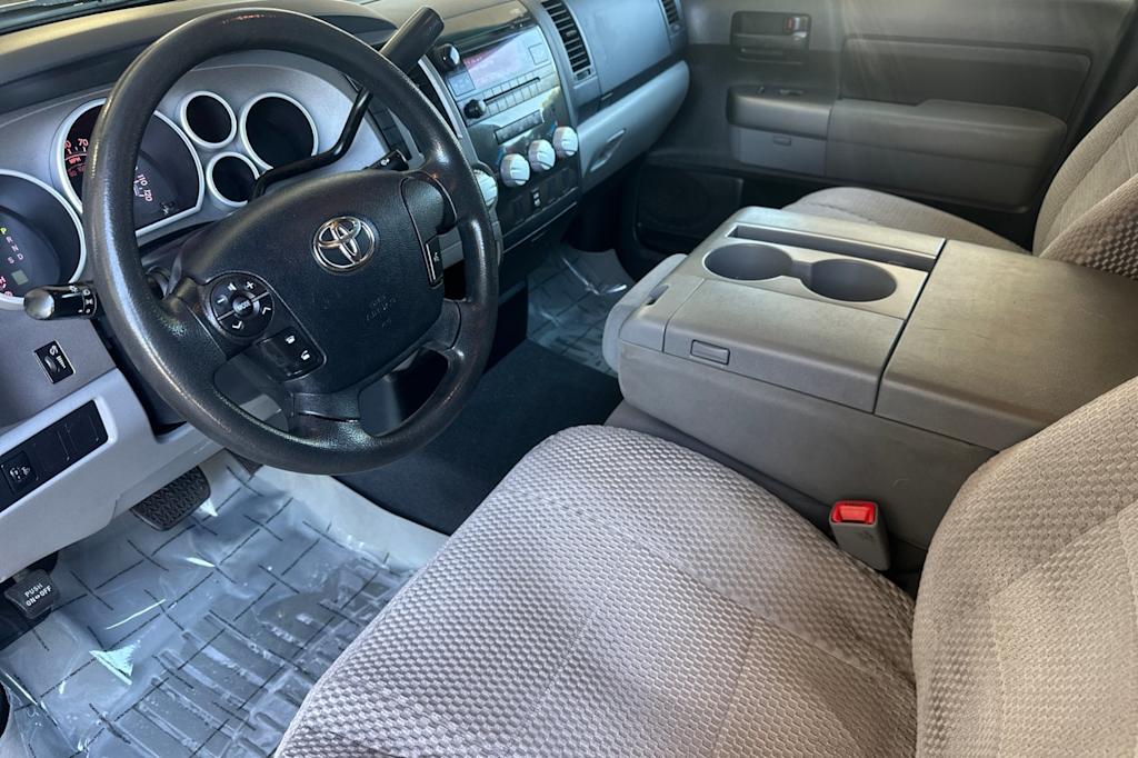 Thumbnail: 2013 Toyota Tundra - 9