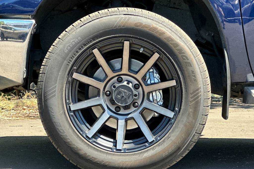 Thumbnail: 2013 Toyota Tundra - 8