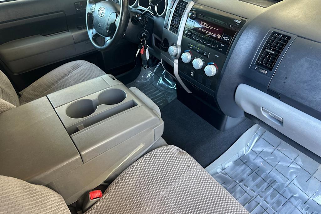 Thumbnail: 2013 Toyota Tundra - 12