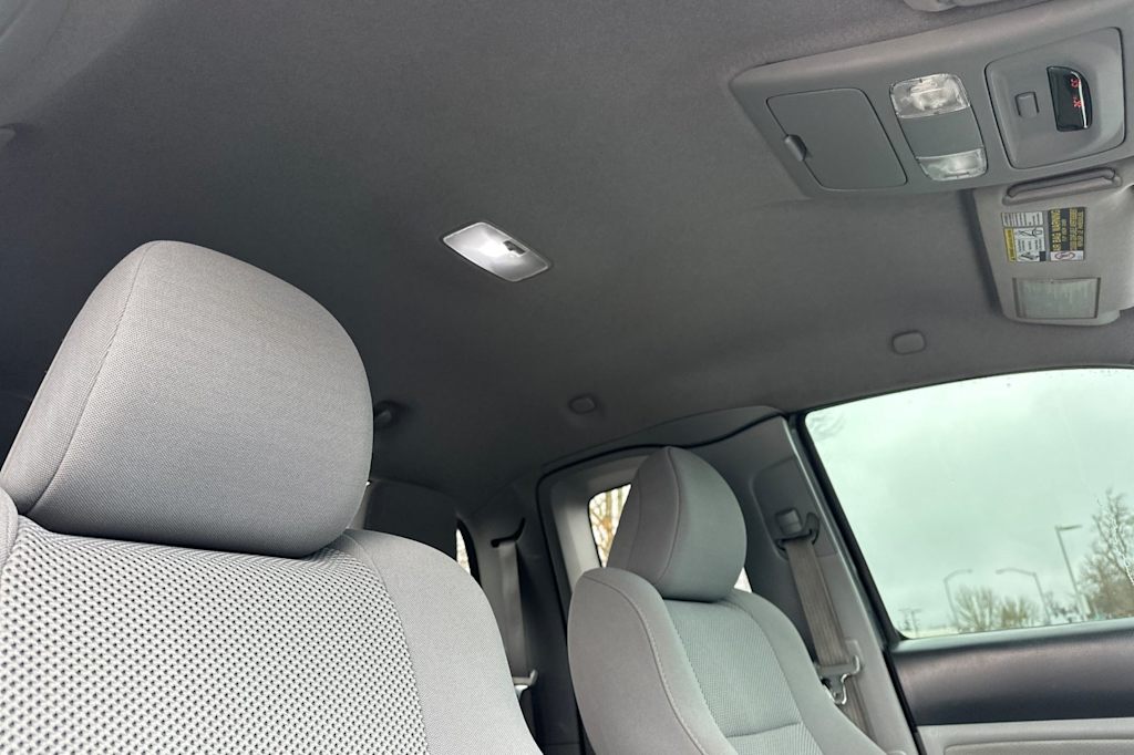 Thumbnail: 2011 Toyota Tacoma - 23