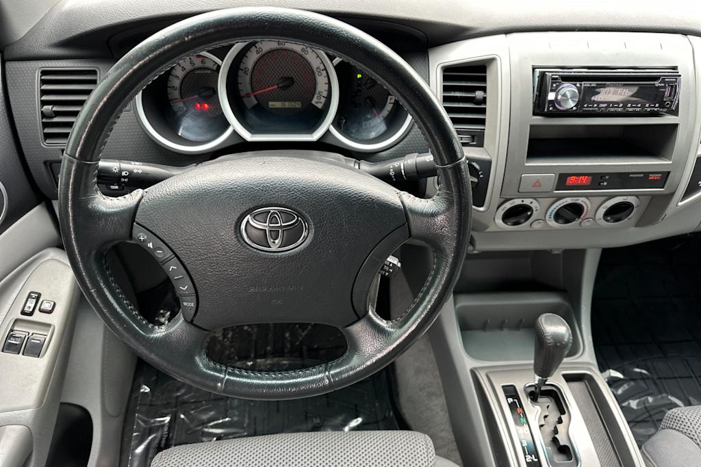 Thumbnail: 2011 Toyota Tacoma - 7