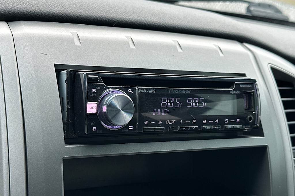 Thumbnail: 2011 Toyota Tacoma - 12