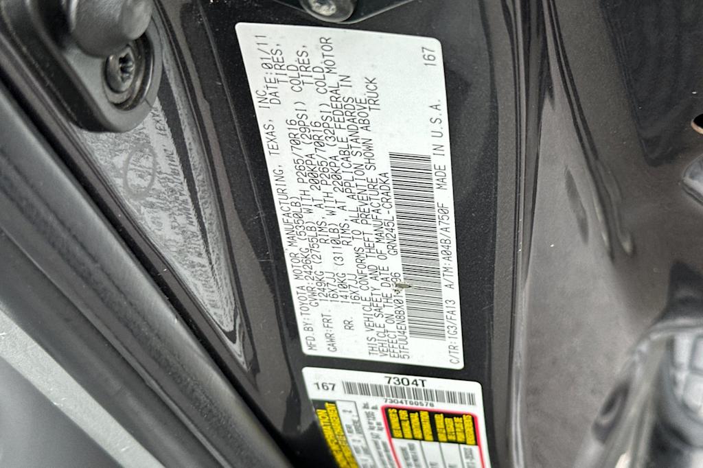 Thumbnail: 2011 Toyota Tacoma - 15