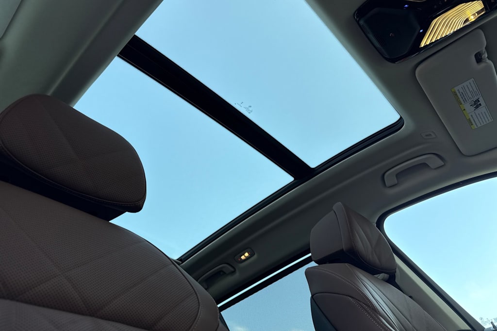 Thumbnail: 2026 BMW X7 - 23