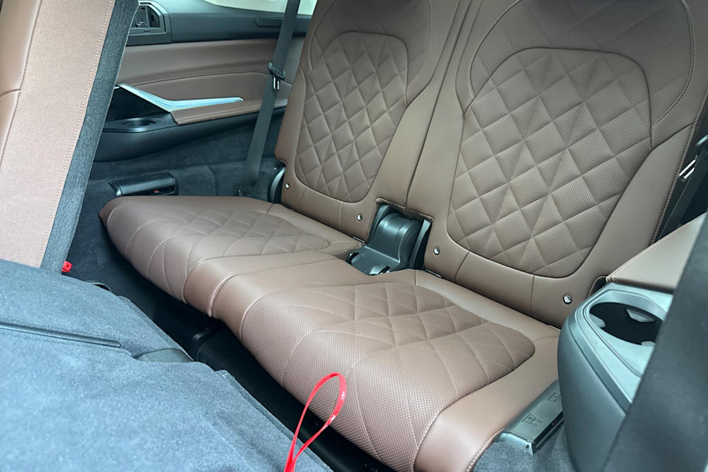 Thumbnail: 2026 BMW X7 - 22