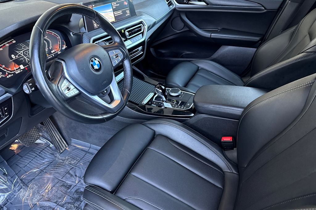 Thumbnail: 2022 BMW X3 - 10