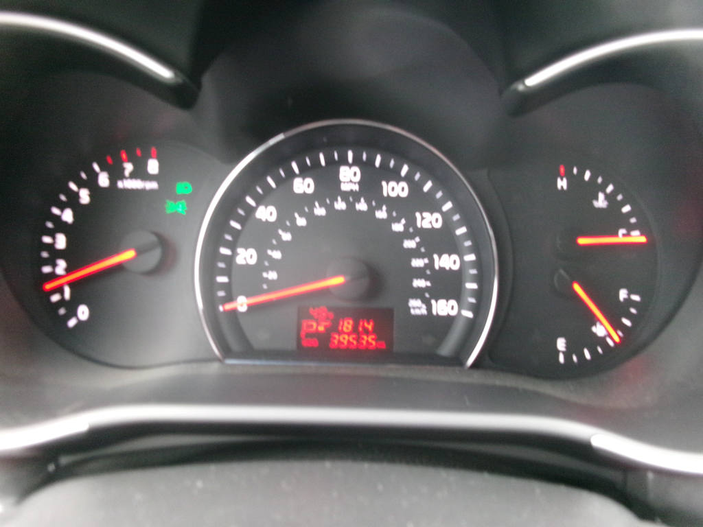 Thumbnail: 2015 Kia Sorento - 7